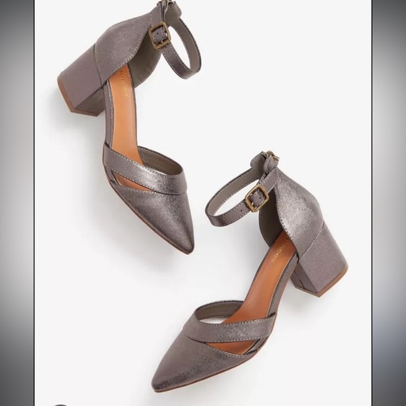 Women’s Size 10 Maurice’s Close-Toed Block Heels - New With Tags - Picture 1 of 11